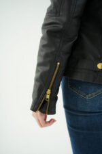 Golden Black - Image 8