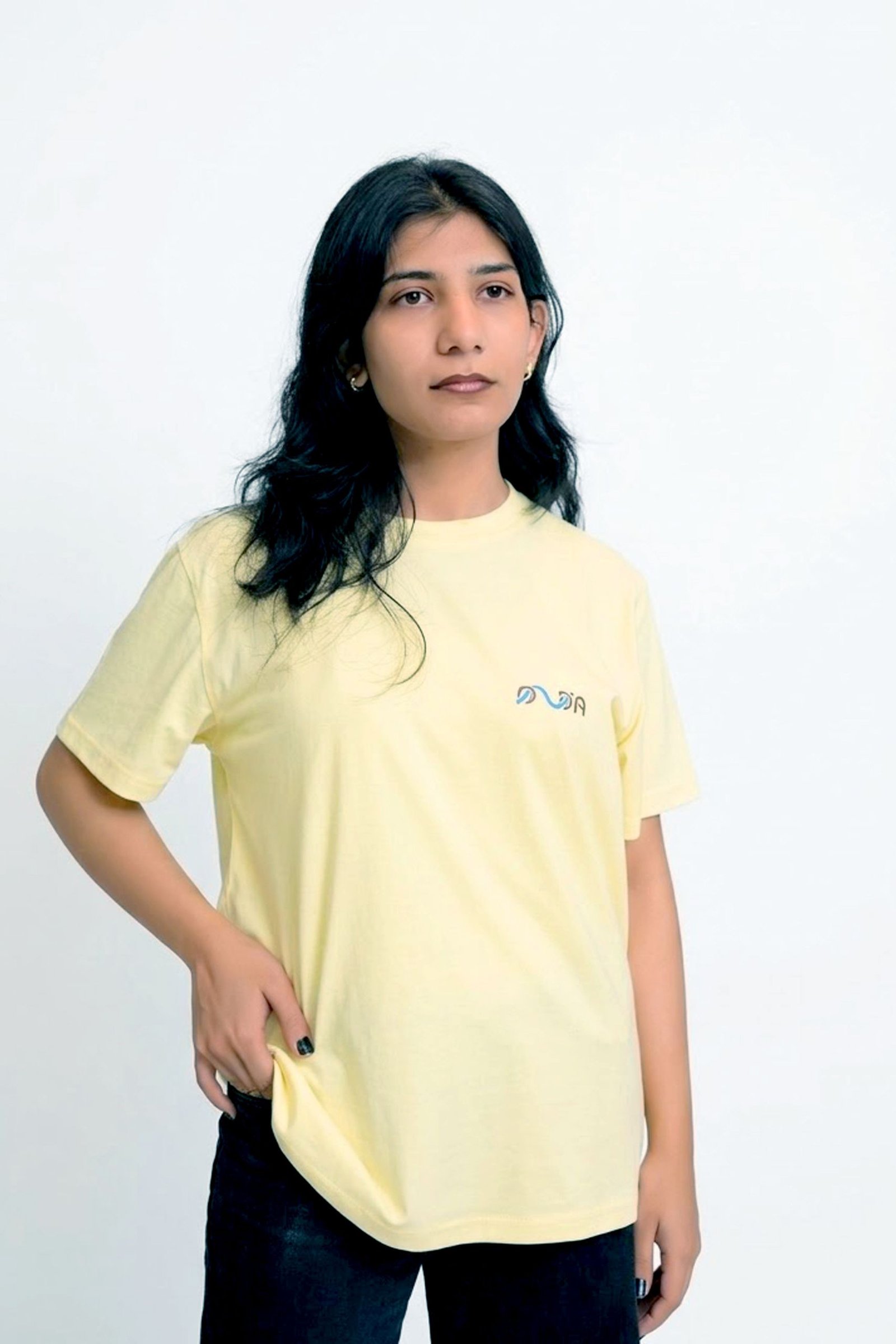 31 Women Round Neck Tees - Image 1